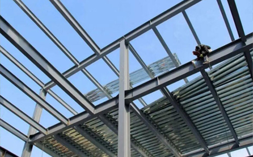 靖远钢结构加工中的切割与钻孔精度控制要点