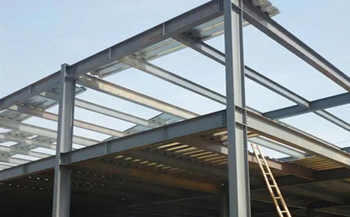 靖远钢结构厂房设计与施工中的关键参数解析